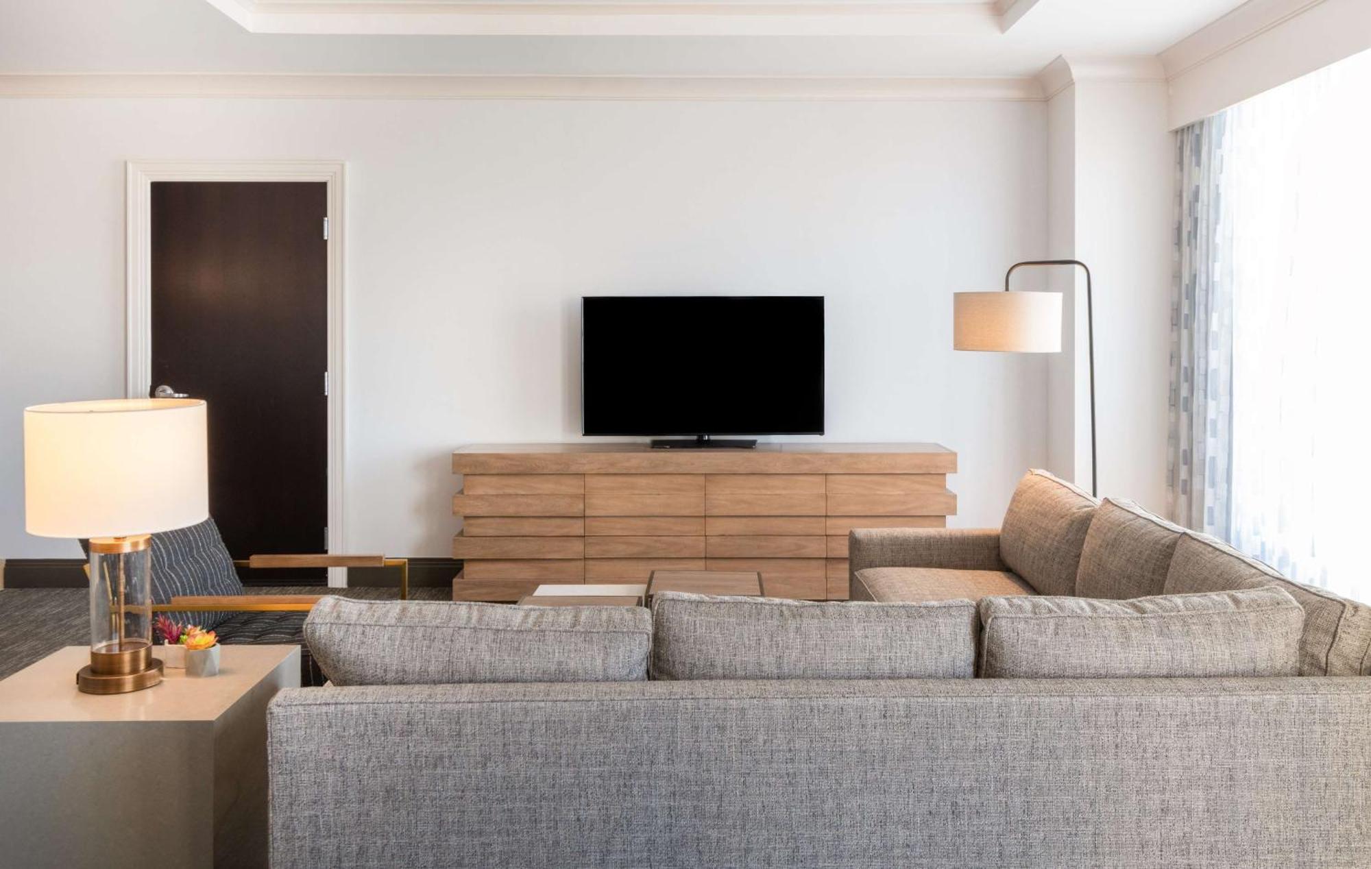 Hilton Columbus/polaris 4* Columbus