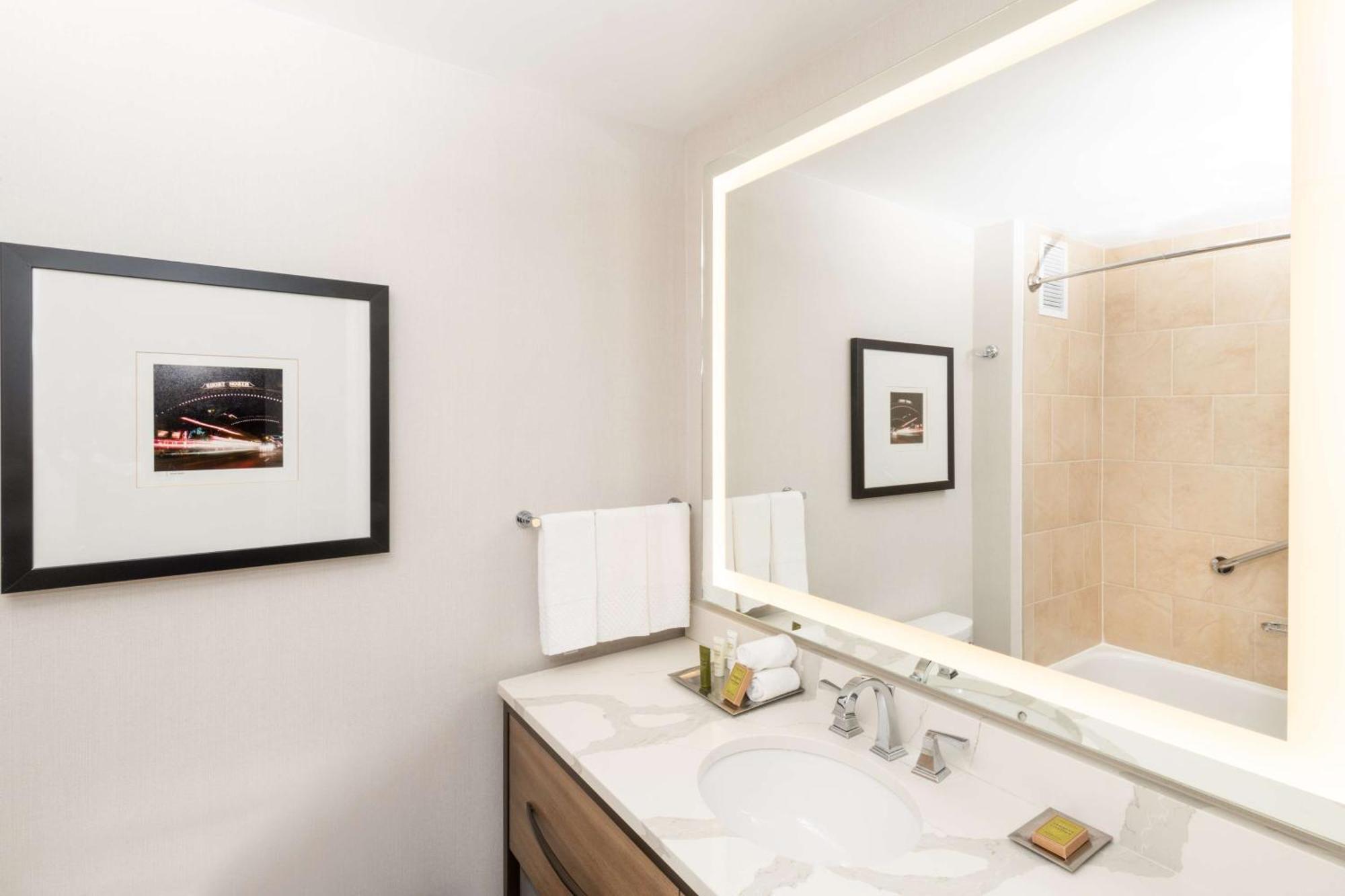 Hilton Columbus/polaris Hotel Columbus