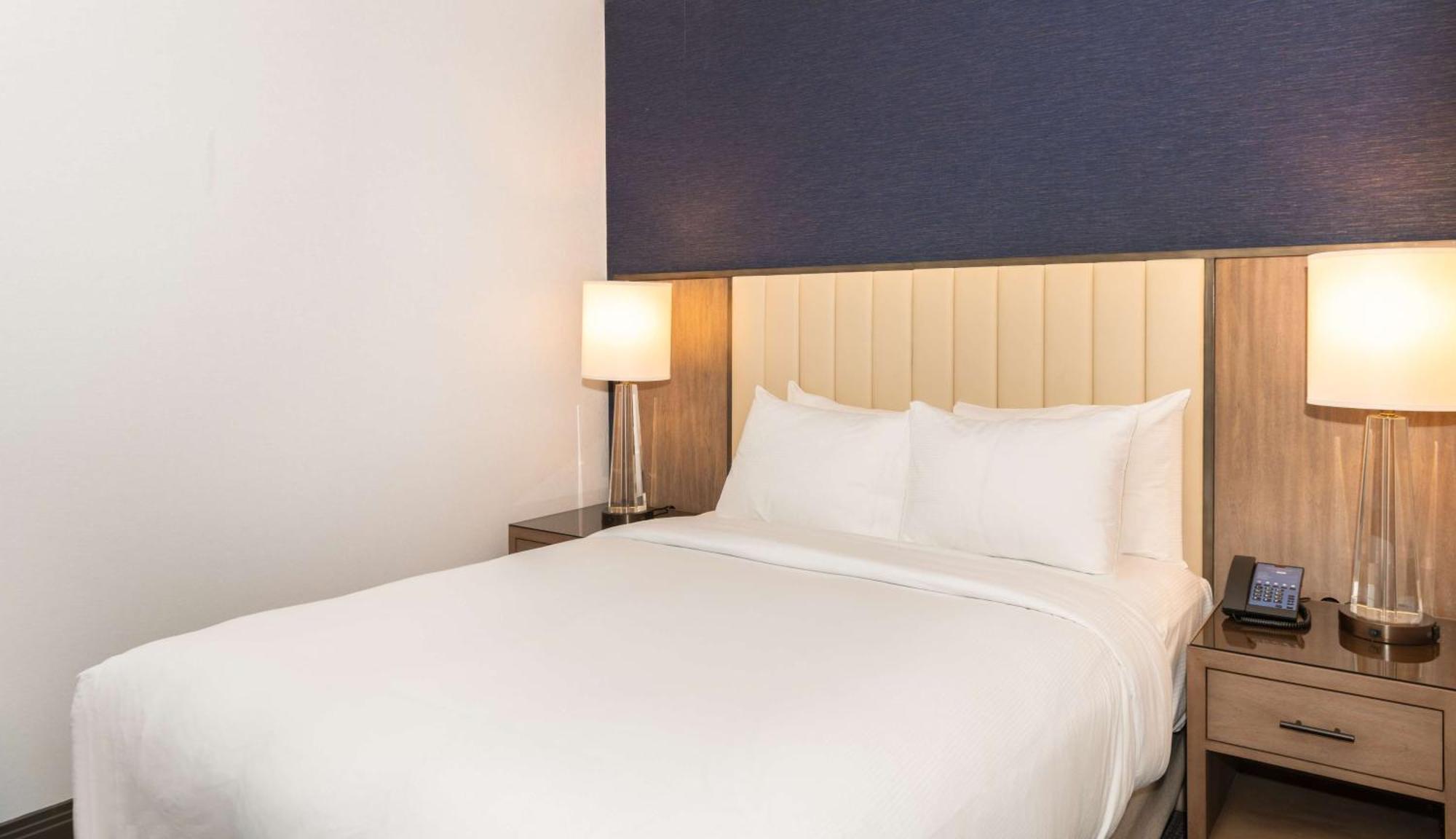 Hilton Columbus/polaris 4*