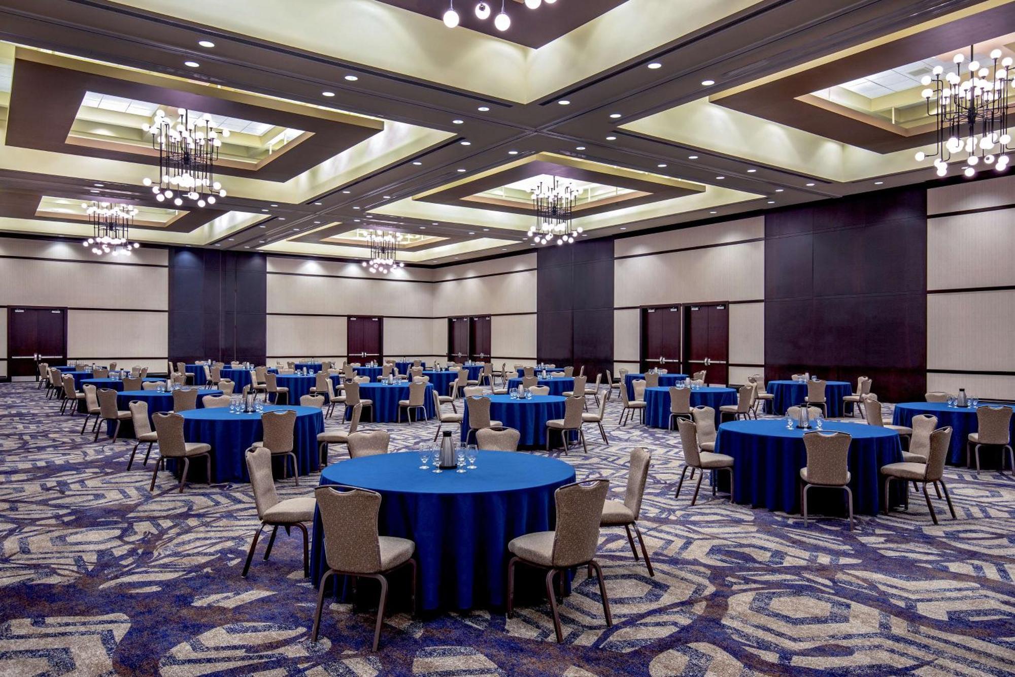 Hotel Hilton Columbus/polaris 4*