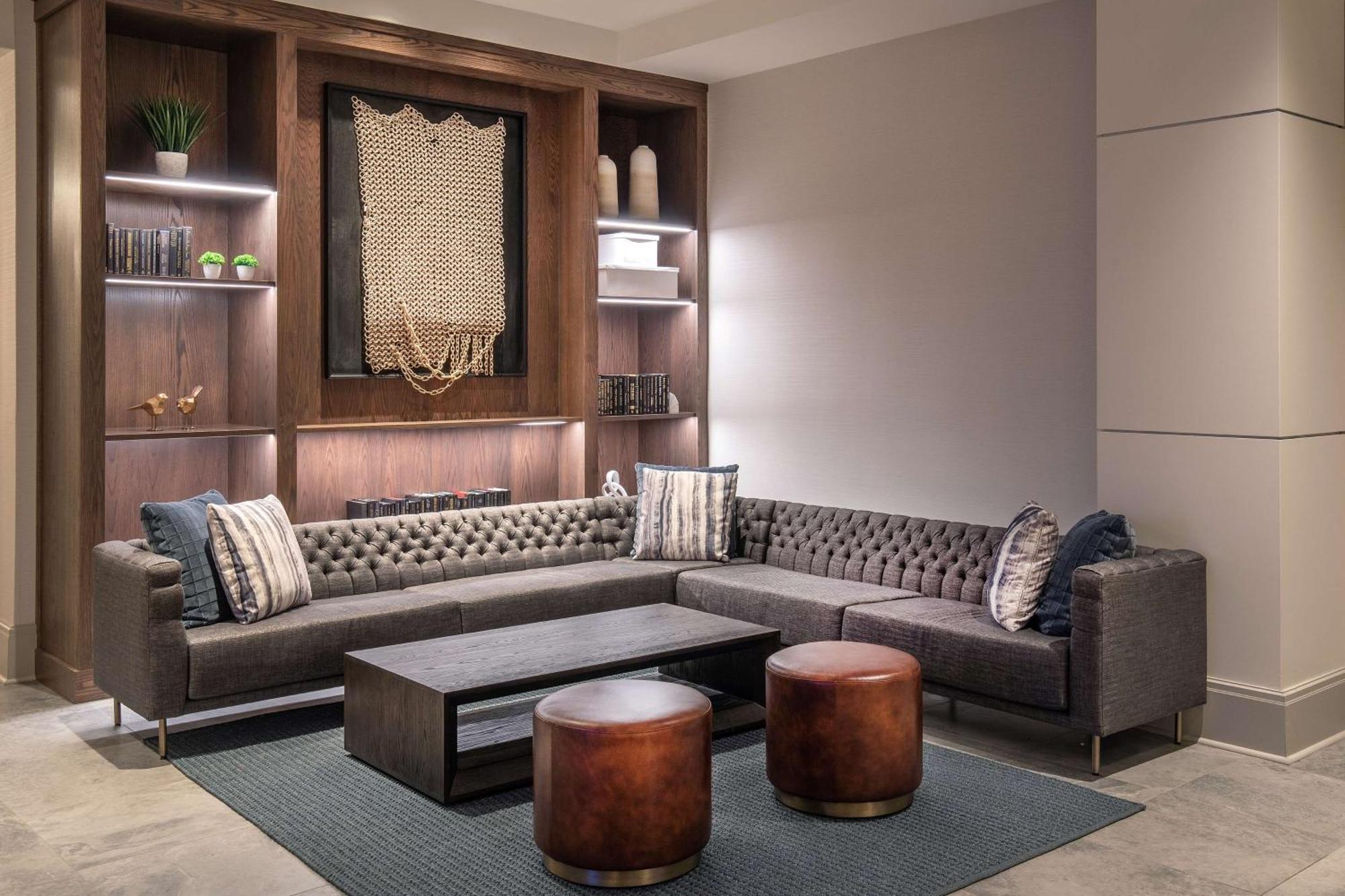 Hilton Columbus/polaris Hotel 4*