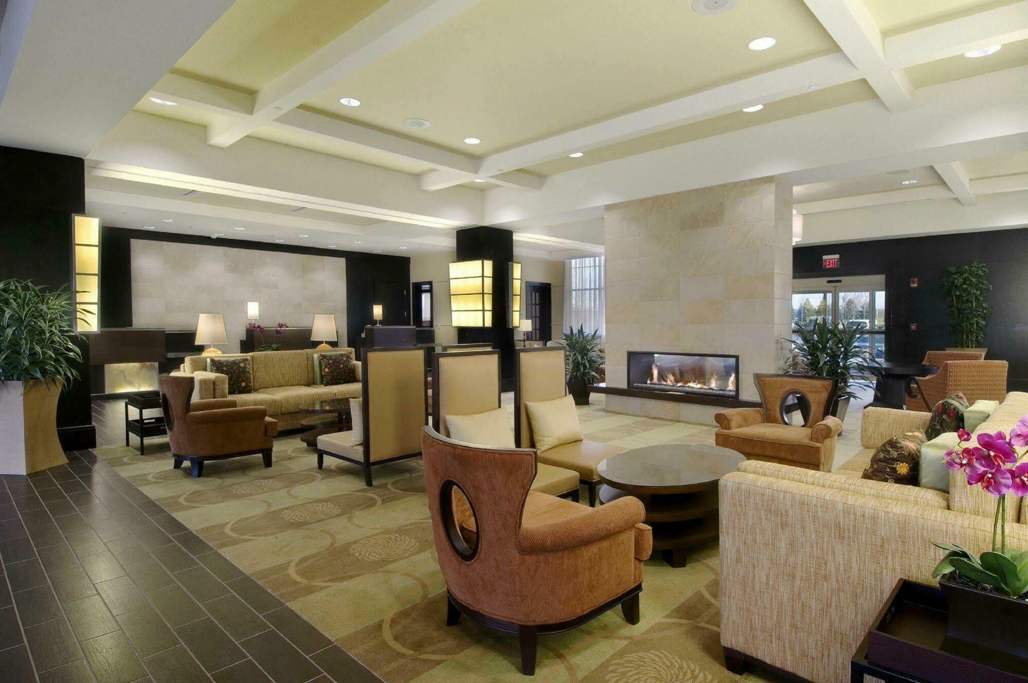 Hotel Hilton Columbus/polaris 4*